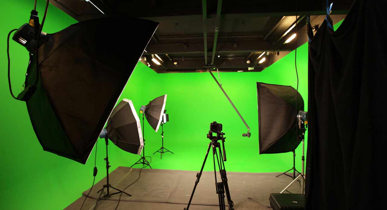 location-studio-vidéo-photo-incrustation-grenouilles-productions